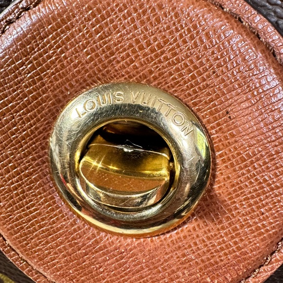 Louis Vuitton Check this Raspail shoulder sling bag monogram - Picture 15 of 16